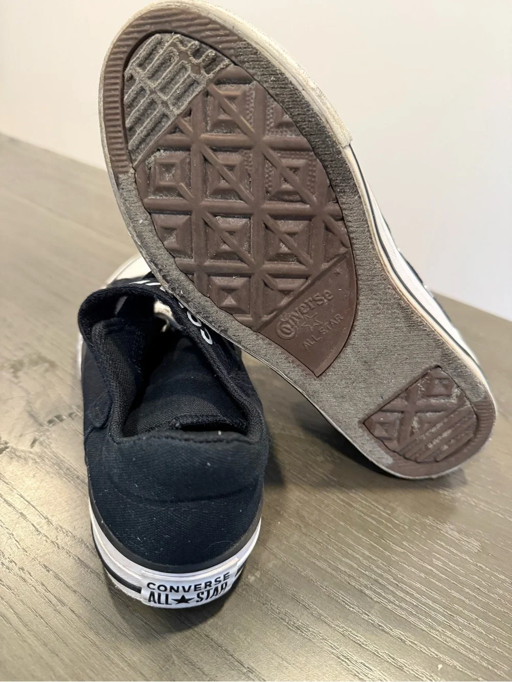 Converse Kids Black & White Canvas Low-Top Sneakers with Strap